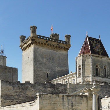 uzes2018 photo uzes2018 - uzes01.jpg